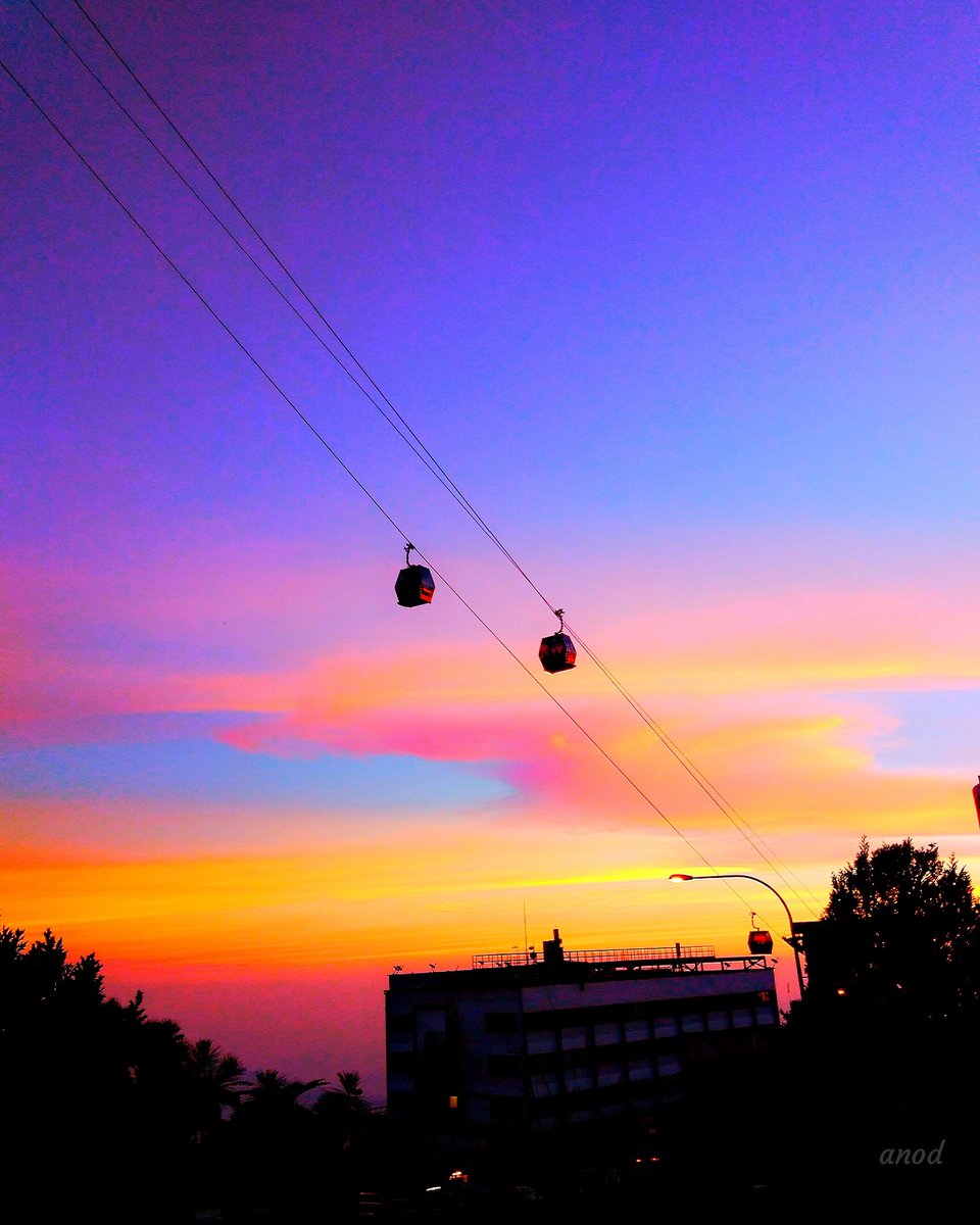 anod9669's tweet photo. good night
#goodnight #sunset #cablecar #awanaskyway #gentinghighlands #gentinghighlandsresort #rwgenting #pahang #Malaysia #selamatmalam https://t.co/HkjpKUkRHT