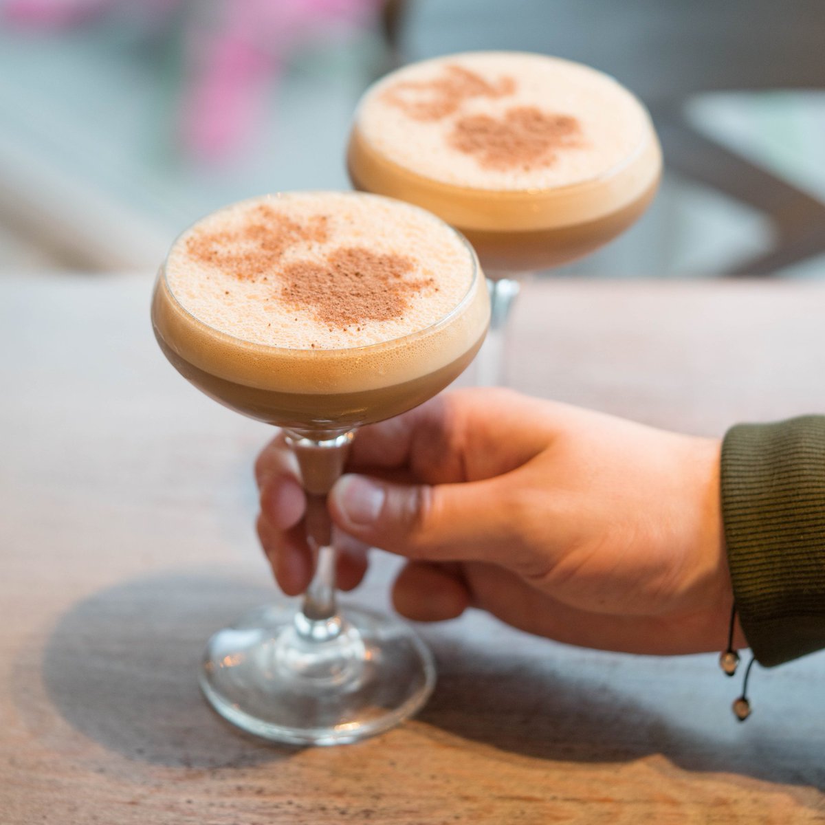 Did someone say Baileys Flat White Martini 😮

This week we are all about the Luck of the Stylish 😉

Will you be joining us for a cocktail or two on St Patrick's Day? 🇮🇪️

#gettogether #slugandlettuce #sutton #stpatricksday