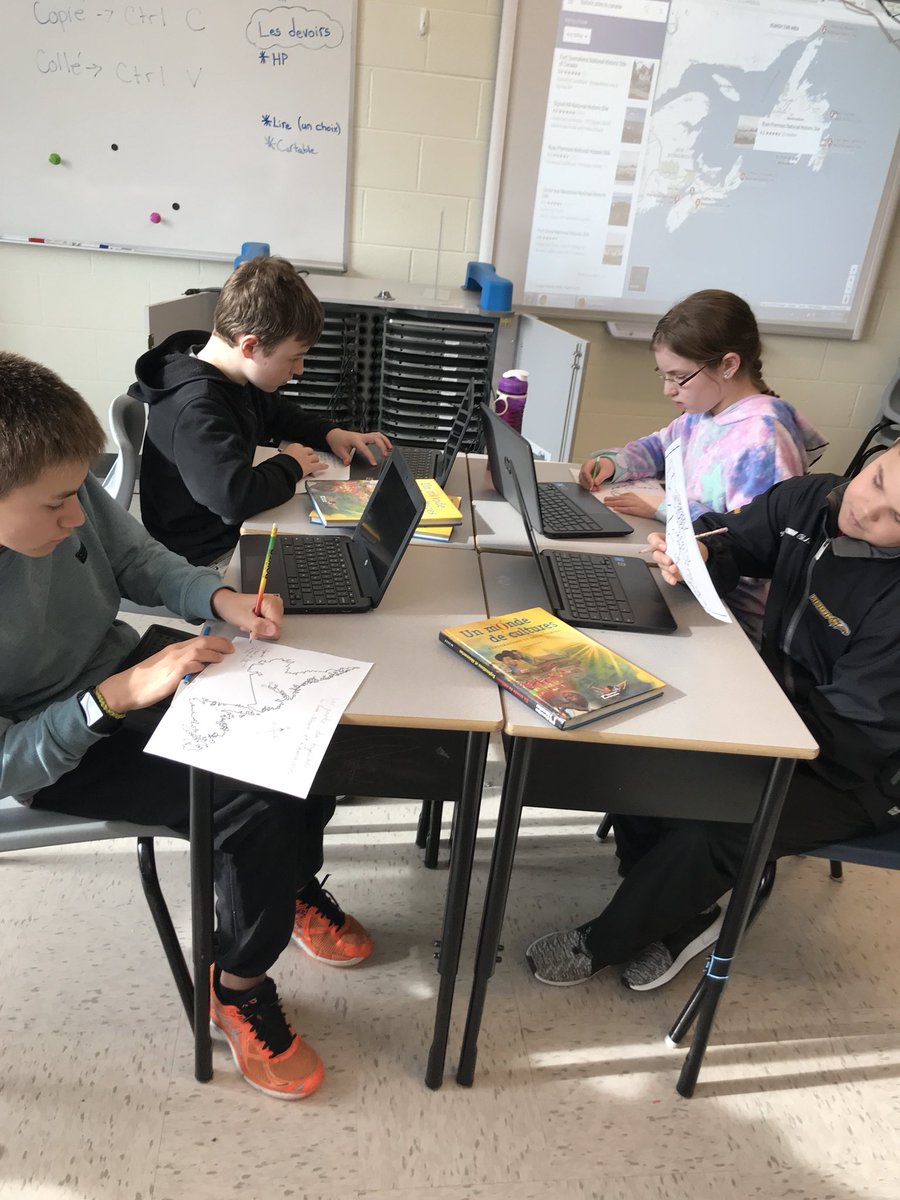 MmeMatchim's tweet photo. Using the chrome books to research and make your own map! 🗺 https://t.co/mFCtPGFwbm