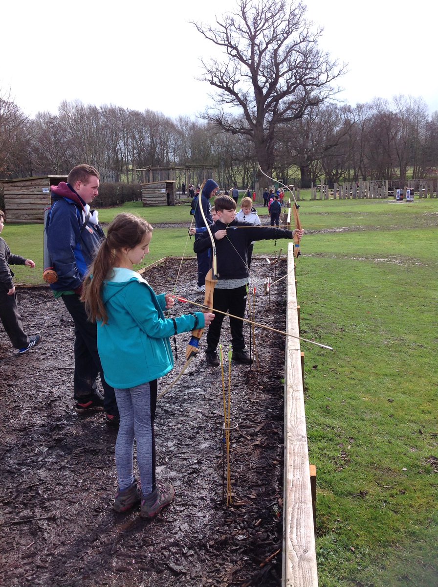 mbk_y6's tweet photo. Aim fire #bullseye https://t.co/Ov67wrbSGm