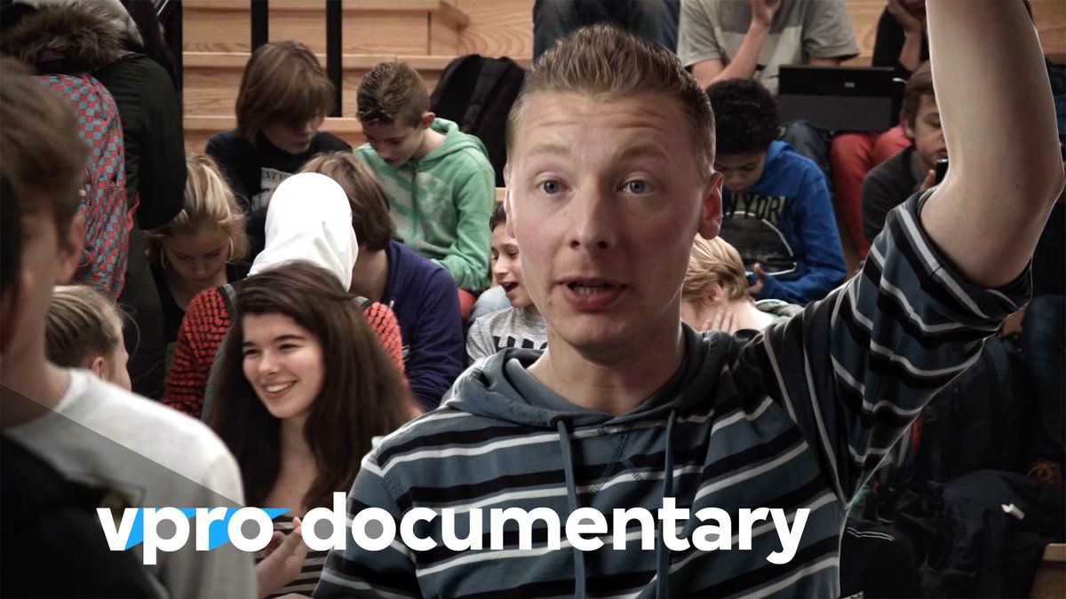 VPRO Backlight investigates three schools with radical adjustments such as the abolition of subjects, free teaching periods and children who can decide for themselves which language they want to learn and how.
Watch "Power to the teacher": bit.ly/2tQd1Vc