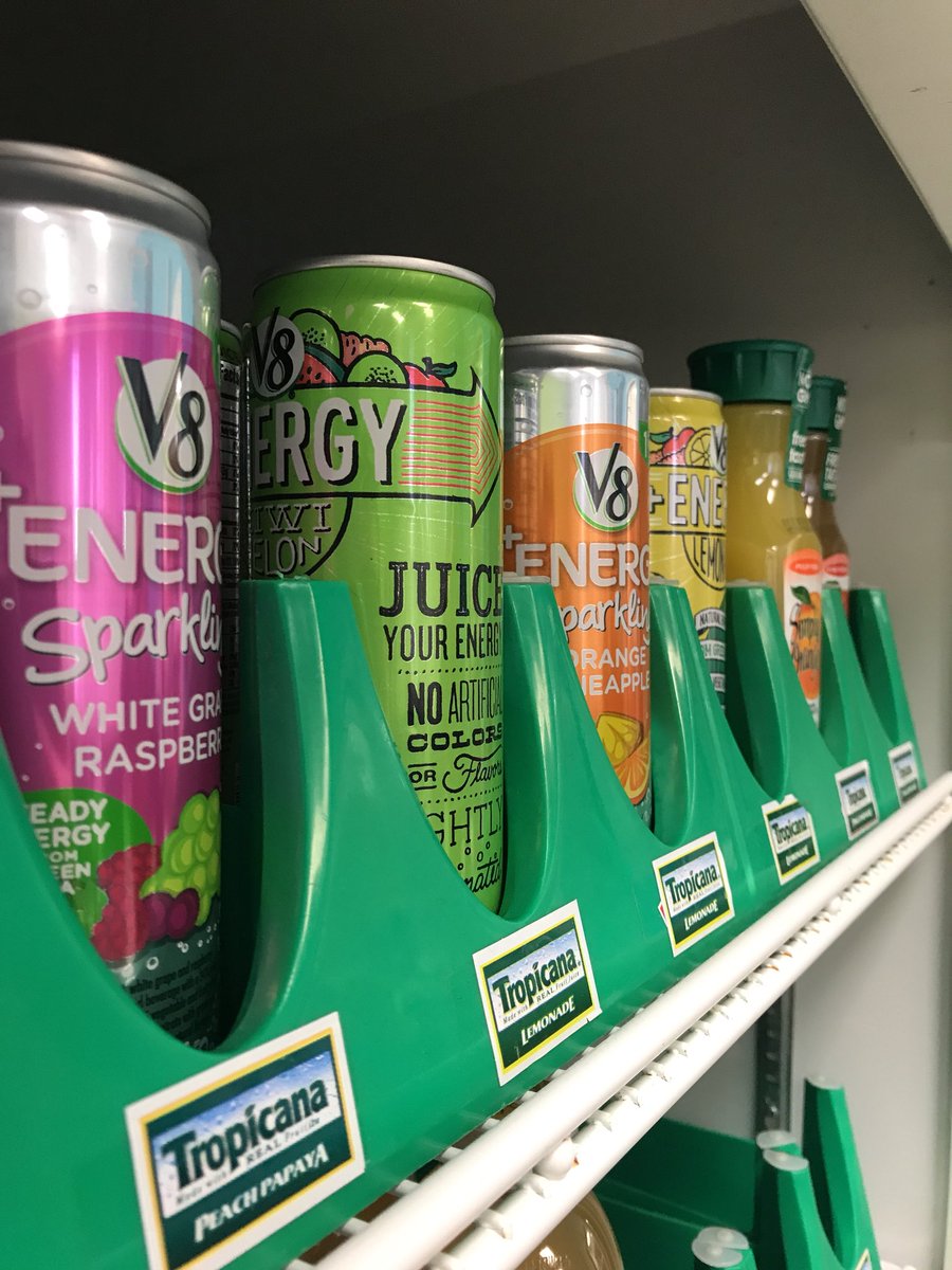 _Trading_Post's tweet photo. RT for a chance to win a free juice! Must be following to enter! #luckofthebear 🥤☘️ https://t.co/GTGixVdYjs