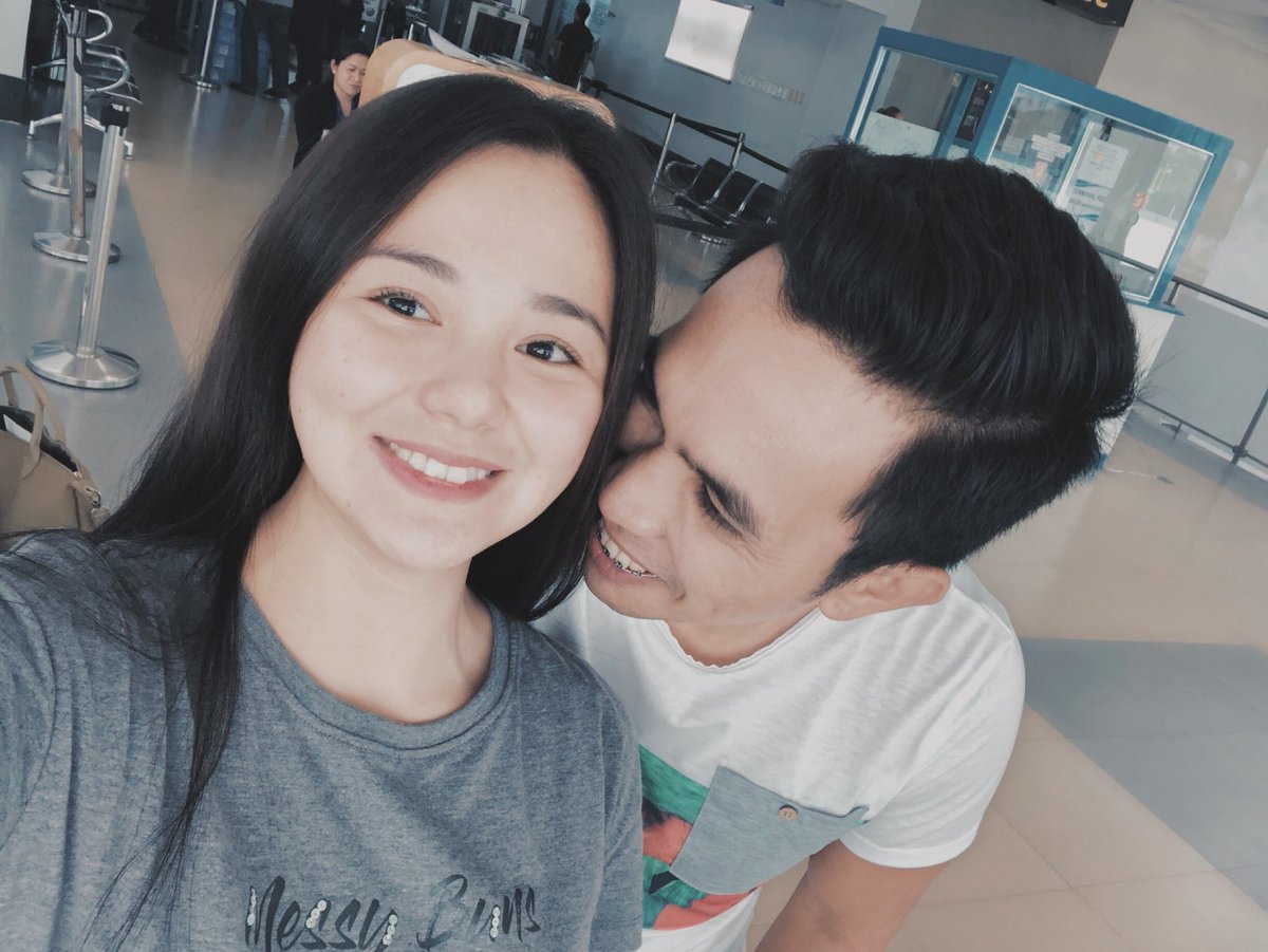 Medyomaldito's tweet photo. If someone really wants to be with you and cares, di na ka mag sige'g huwat sa text nga di gaabot.
You wont have to ask them to come see you. 

You’d be one of their top priorities ug ma feel gyud na nimo. 

People only put in effort for things that matter to them. https://t.co/cjqPf3RBnq