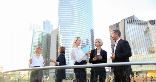debra_r_jessup's tweet photo. Excellent advice for #womenintheworkplace: Don't be the best woman in the room. Just be the best. https://t.co/8H1pKggfE7 https://t.co/Yx5MnOp0r9