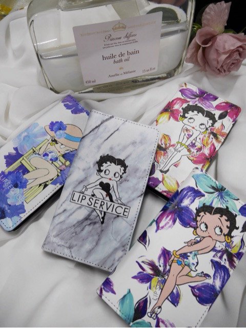 _fashionwalker_'s tweet photo. 【LIP SERVICE】 #春カタログ掲載ITEM 入荷中★
更に！大人気 #BETTY ちゃんコラボの #スマホGOODS が #期間限定 受注生産受付中！
3/19(月)AM11:59まで♪
https://t.co/podTjzaYFl 

#LIPSERVICE #リップサービス #LADYLIP #SPRING #ベティ #BETTYBOOP
@_lipservice https://t.co/li2nnDBO2P