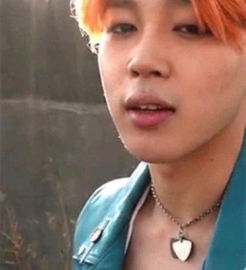 BigBangfansVIP's tweet photo. These pics make me so happy because you can see Jimin's acne and crooked tooth and OMG it's Heaven 😍❤ I love him so much ❤ #JIMIN #BTS #KCA #FavGlobalMusicBTS #BTSHas7Members 🎵💙JUNGKOOK JIMIN JIN J-HOPE YOONGI NAMJOON TAEHYUNG🎵💙 https://t.co/LY2kq1H03I