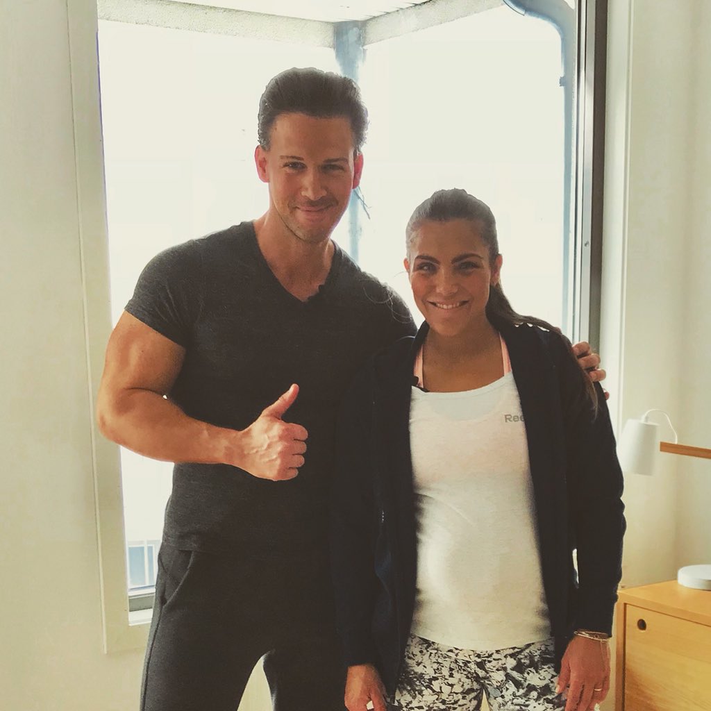 Funkygine Twitter Search