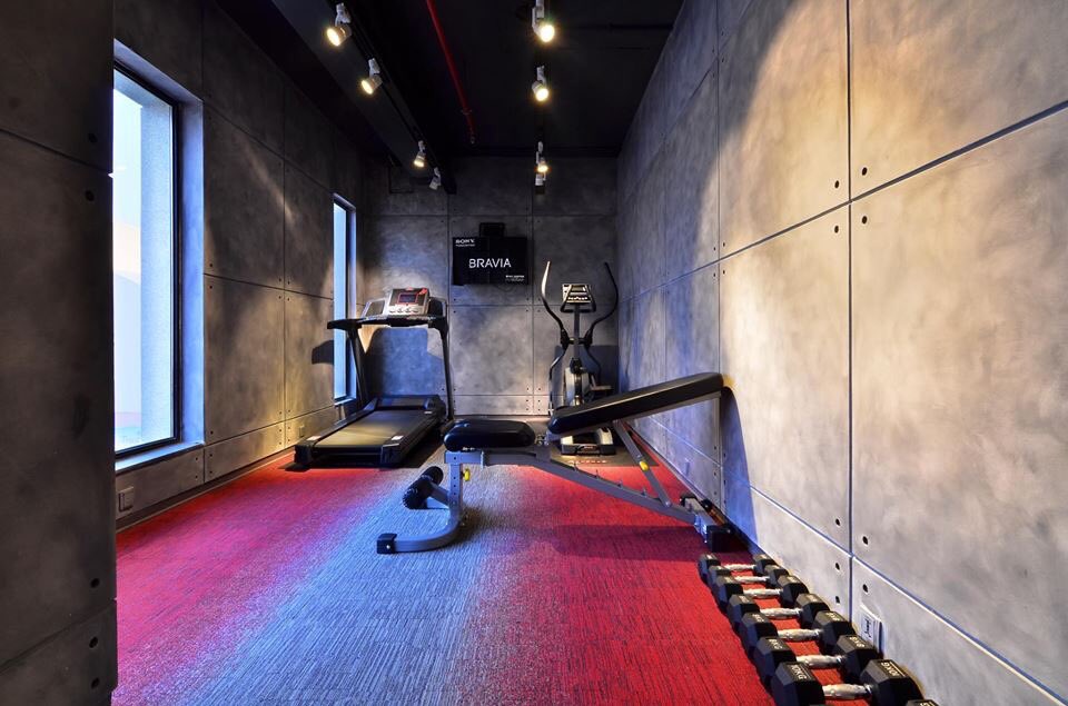 MillikenEurope's tweet image. Wonderful #projectprofile in #Pakistan showcasing #Milliken #Carpet with .@modulartpakistan .@identityarchitects. Products shown in this installation are: Clerkenwell Three Corners - Chimney Top and Laylines - Sweater/Dahlia transition.
Images by #modulart 📸