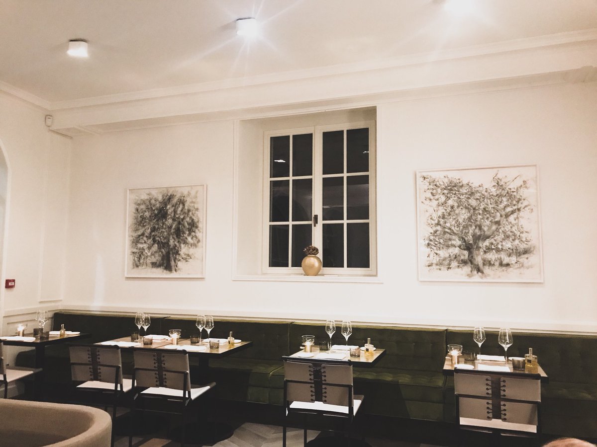 scolamarie's tweet photo. Hôtel de Tourrel - 5 rue Carnot 13210 Saint Rémy de Provence #bestplacefordinner https://t.co/jPsuuUYOXi