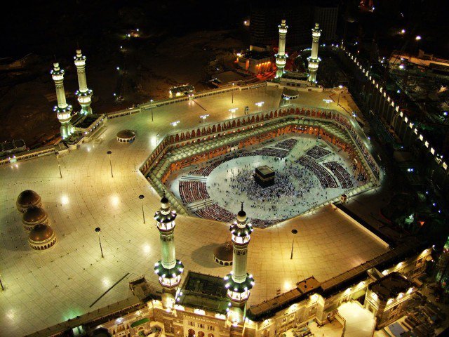 BornoYoung's tweet photo. How many Retweets for this beautiful picture &amp; prayers?

May our next Ramadan be in Makkah. Amin https://t.co/usgBtb8Wkv