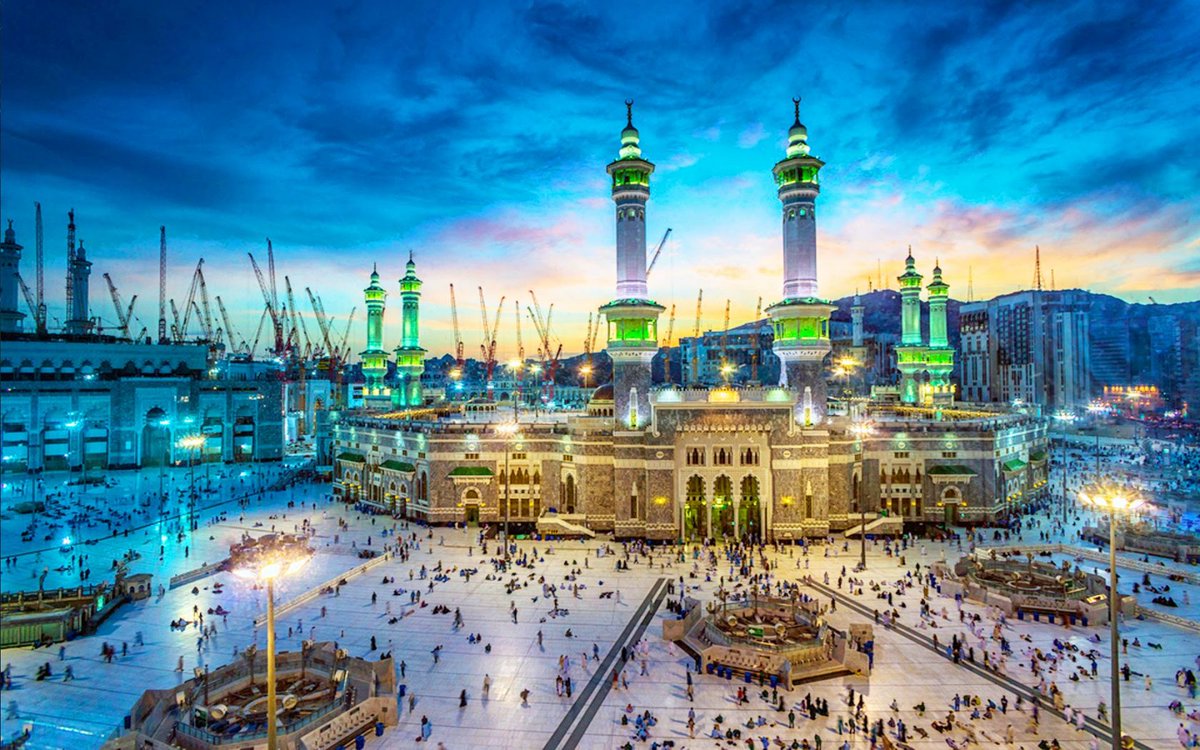BornoYoung's tweet photo. How many Retweets for this beautiful picture &amp; prayers?

May our next Ramadan be in Makkah. Amin https://t.co/usgBtb8Wkv