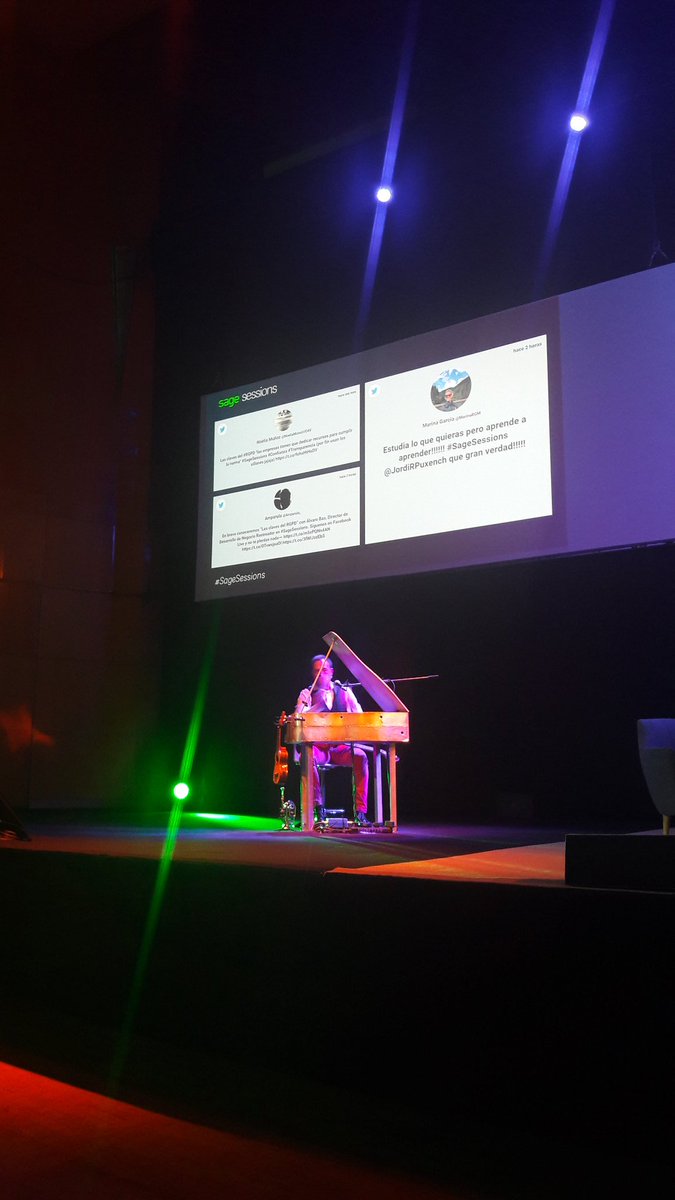 SageSpain's tweet photo. Llegando al final con "Cosas de Esas", cosas con las que nos sorprende @AlexODogherty. #SageSessions https://t.co/LMxKMPZdkO