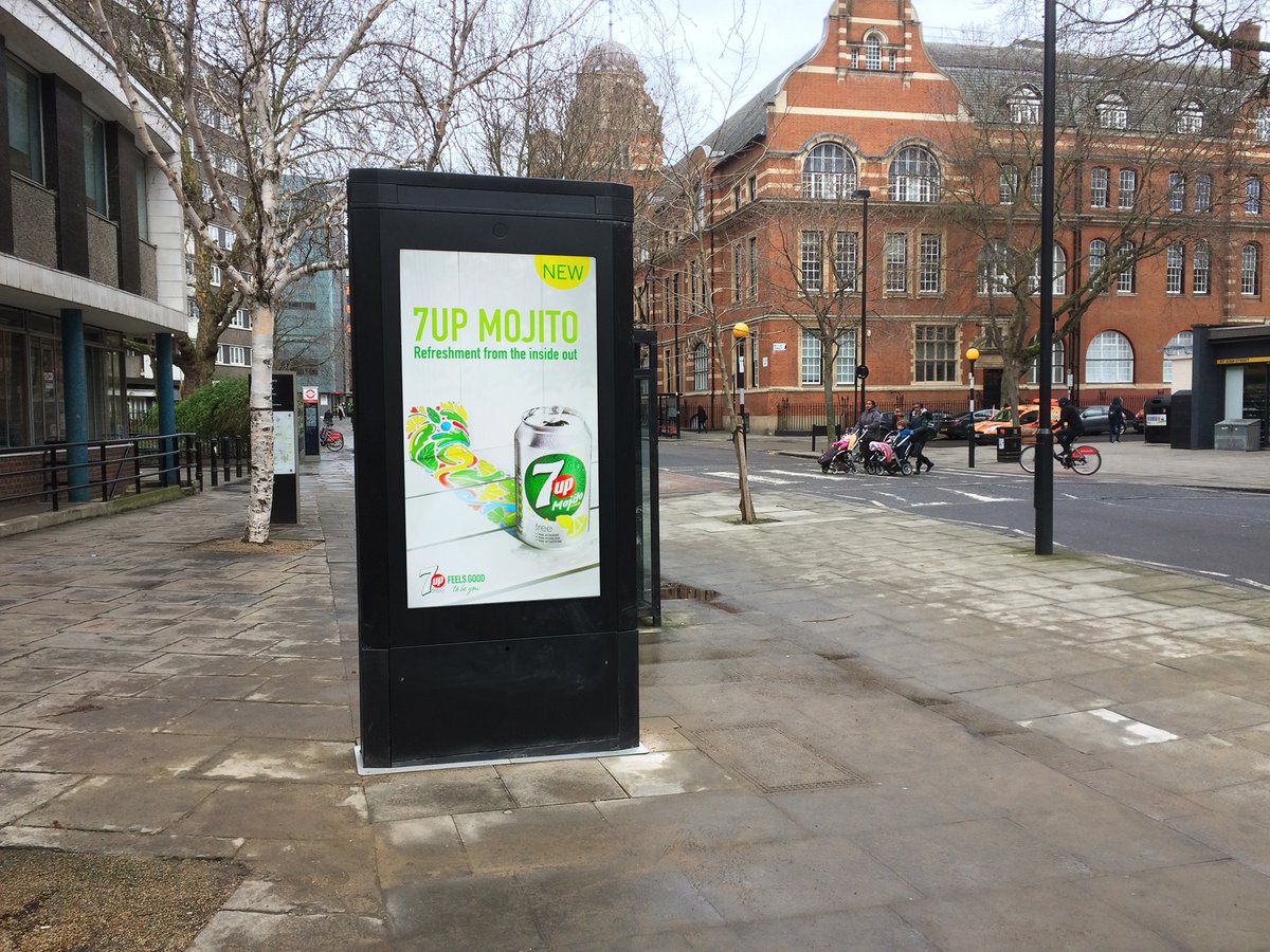 Efficient design has enabled us to assemble, transport and install via @clearchanneluk within a matter of days #DOOH #digitalsignage See our story here amscreen.eu/about/