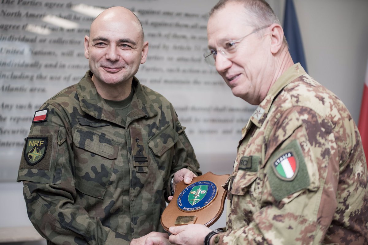 NFIU_POL's tweet photo. General Marchiò @NATOJFCBS Commander was provided with an overview of the role and tasks of @NFIU_POL. It was a good chance to talk about the @BG_Poland_eFP rotation and exercise Saber Strike #SASE18. #WeAreNATO @Poland_MOD @SHAPE_NATO @hqmncne @Polska_Zbrojna https://t.co/5jezemPLgs