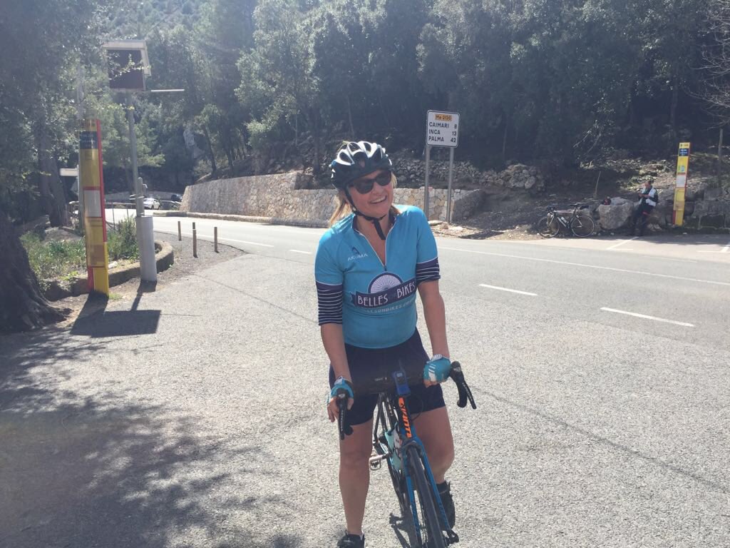 belles_on_bikes's tweet photo. #springtraining #alpineclimb #madeit #stretch it out https://t.co/fAdqRJhFuZ