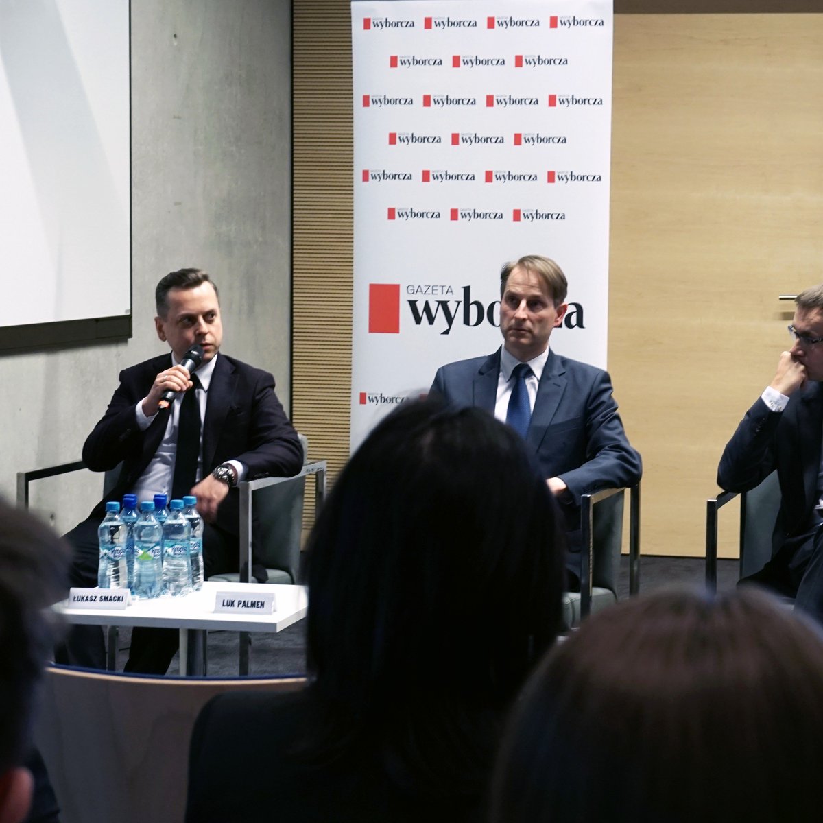 Sprawy24's tweet photo. Nasz CEO, @LukaszSmacki razem z Prezydentem Miasta Marcinem Krupą, był wczoraj gościem debaty na konferencji Miasta Idei w Katowicach podczas której opowiadał dlaczego miasto powinno stwarzać dobre warunki dla rozwoju przedsiębiorczości i innowacji 😉 #katowice #innovation https://t.co/XTEaOskoAk