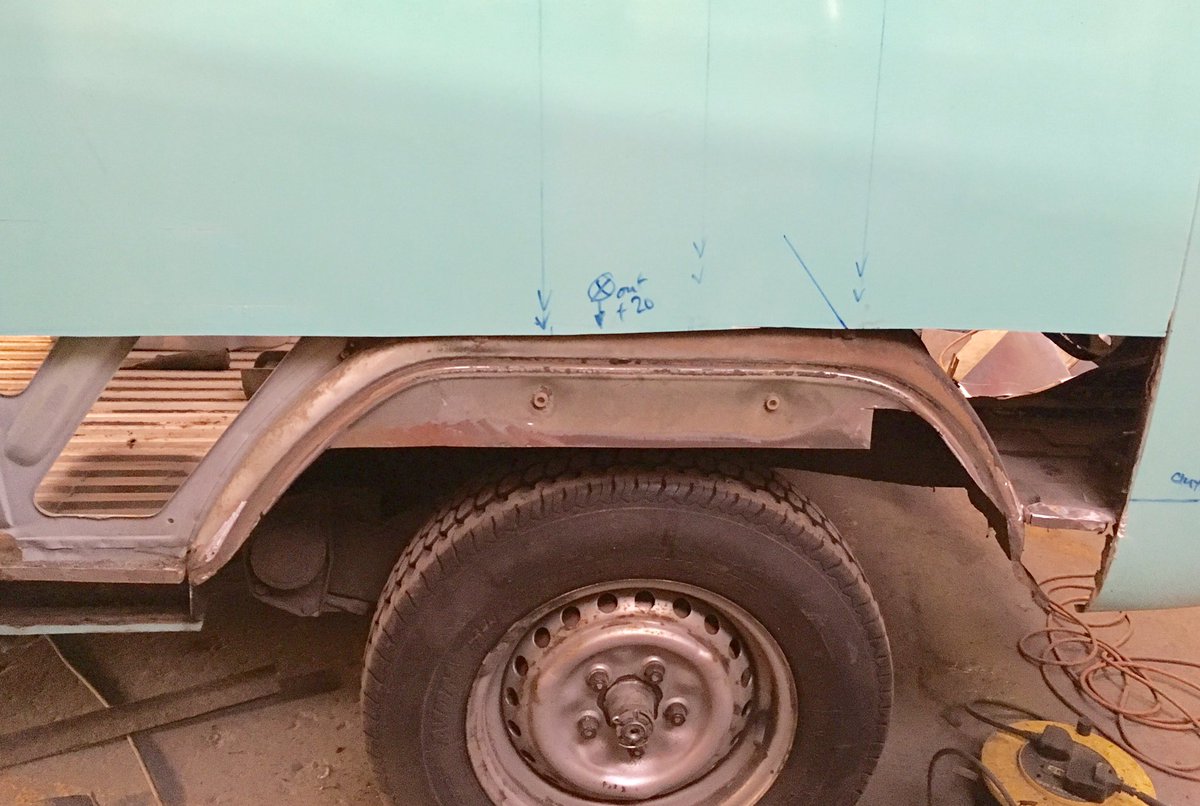 VBaywindow's tweet photo. More rear end this time passenger side inner arch work 😉 #Volkswagen #VW @VWT2OC https://t.co/AsXXV5GG2X