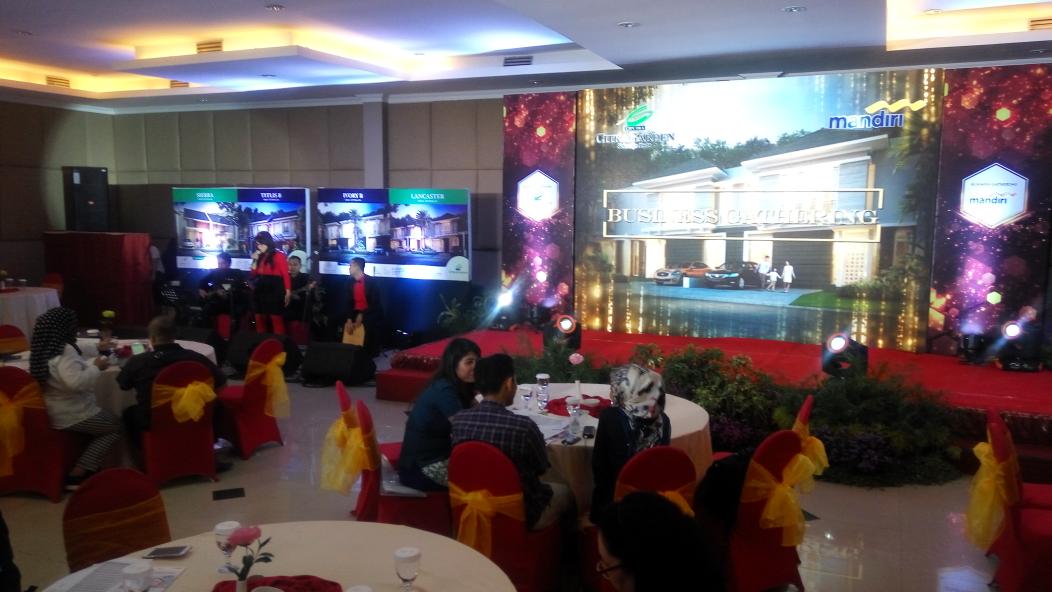 ProJack_CoustiC's tweet photo. #np quartet acoustic ft @lovelychabowska on business gathering by @bankmandiri &amp; @CitraGarden_SDA 🎵  At @tshsidoarjo's Jupiter room https://t.co/N7AMRJgWjX