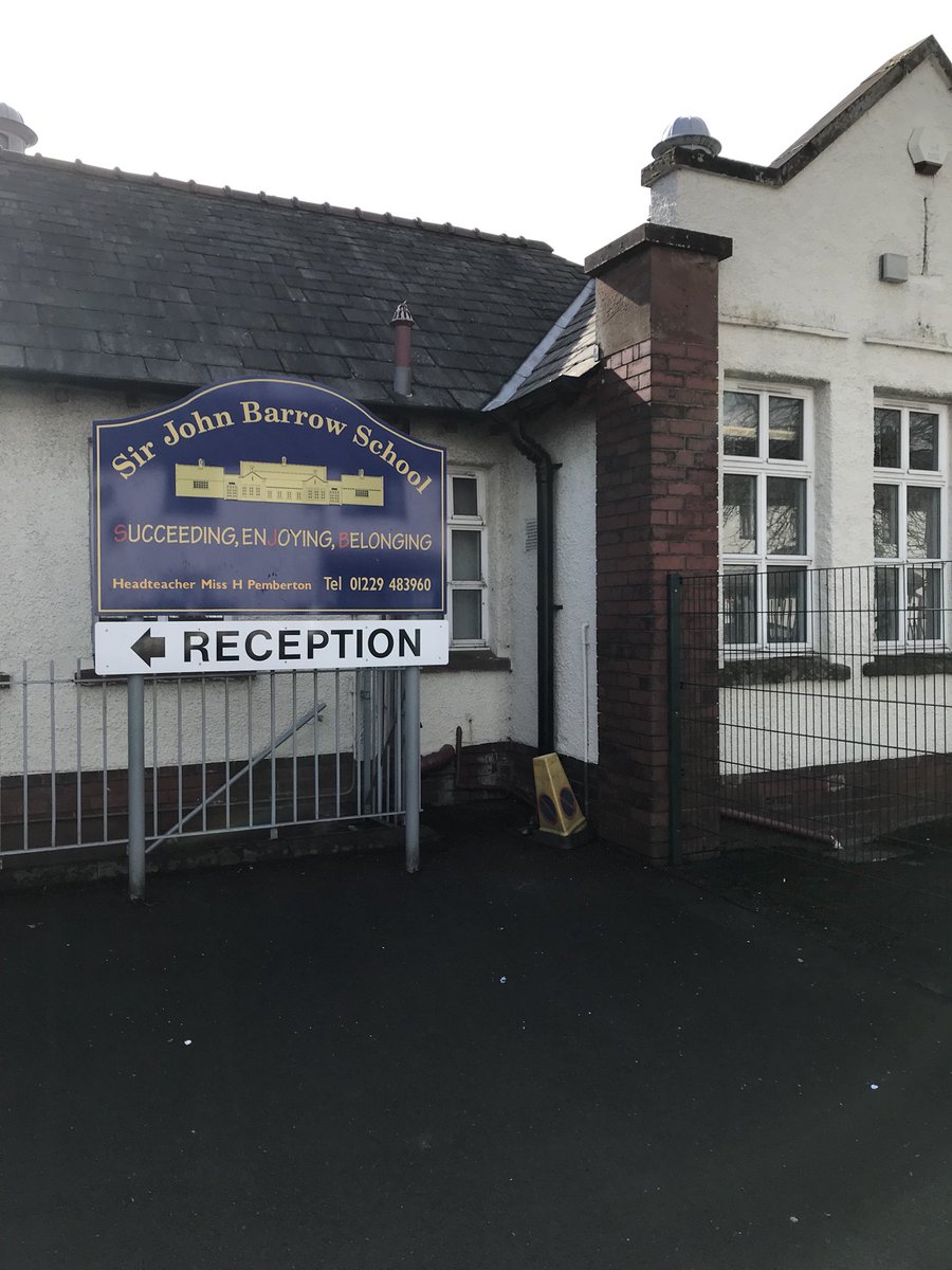jointheraiders's tweet image. Rugby league coaching with years 5/6 this afternoon in Ulverston. Teaching pupils pass and catch skills in fun exciting games 

#juniordevelopment 
#JointheRaid