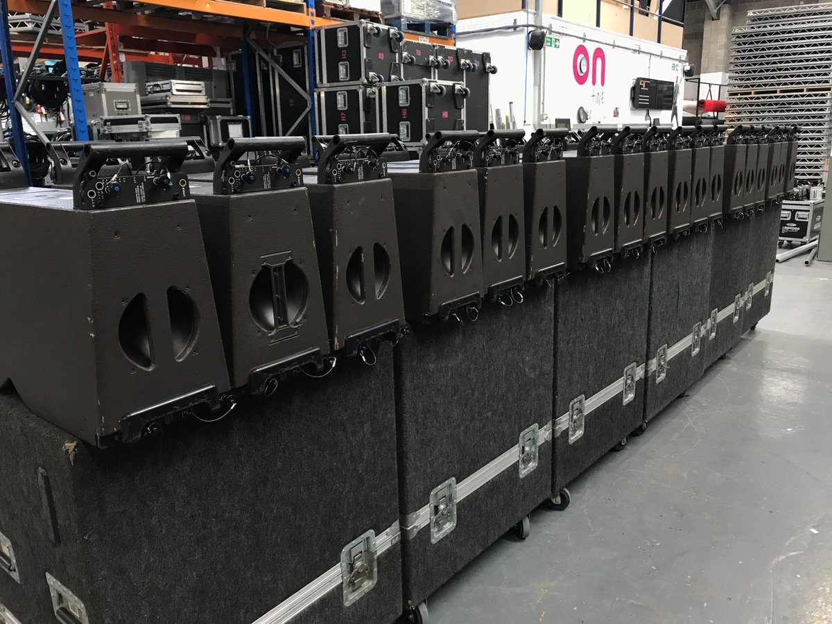 On_Productions's tweet photo. Just giving the @L_ACOUSTICS a little love.....&amp; paint ahead of a packed Spring calendar of events #eventprofs #audio #kara #events #soundprofessionals https://t.co/evnN1G4Q5j