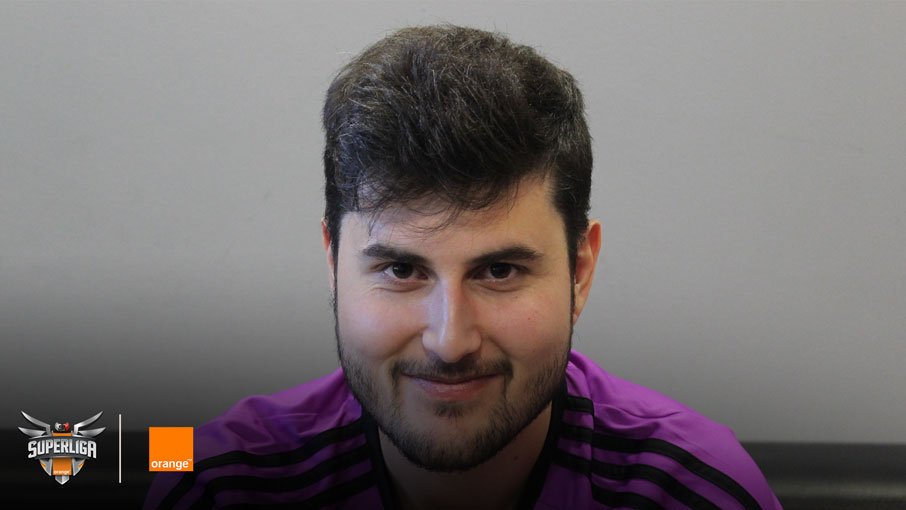 LVPesCSGO's tweet photo. #LVPTalks @kanarito, jugador en @G2Vodafone: "Esté donde esté, mis metas y aspiraciones siempre serán las mismas".
Entrevista completa https://t.co/N79CmPlC6n https://t.co/UxkgY9EDBx