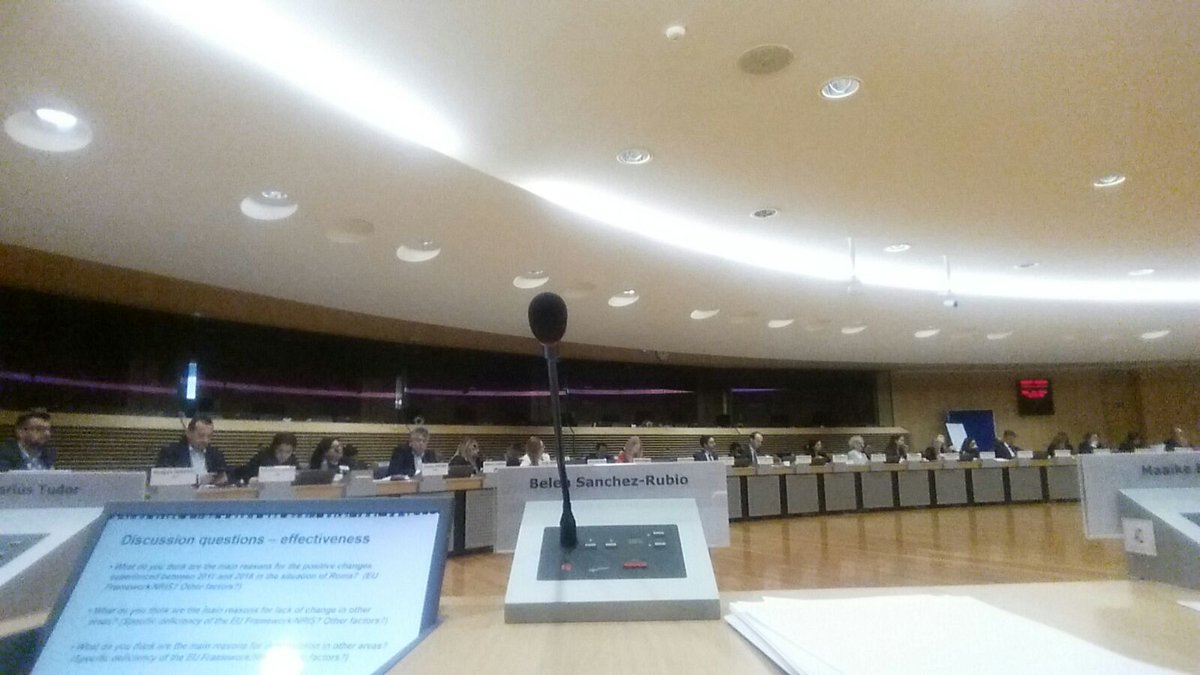 gitanos_org_INT's tweet photo. #EUFramework of National Roma Integration Strategies need to be much more connected to #ESIFunds allowing for long scale and impactful investments. Mid-term evaluation of the EU Framework up to 2020. @EU_Justice @VeraJourova https://t.co/WKwctTuwK4