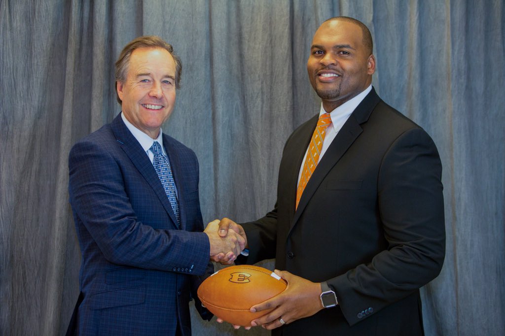 EnsworthTigers's tweet photo. Ensworth is excited to announce Jeremy Garrett as the new Head Football Coach. Coach Ricky Bowers will continue as the Associate Head of School, Athletic Director, and Head Basketball Coach. See press release for full details. Go Tigers! https://t.co/A6XpXWiPKu