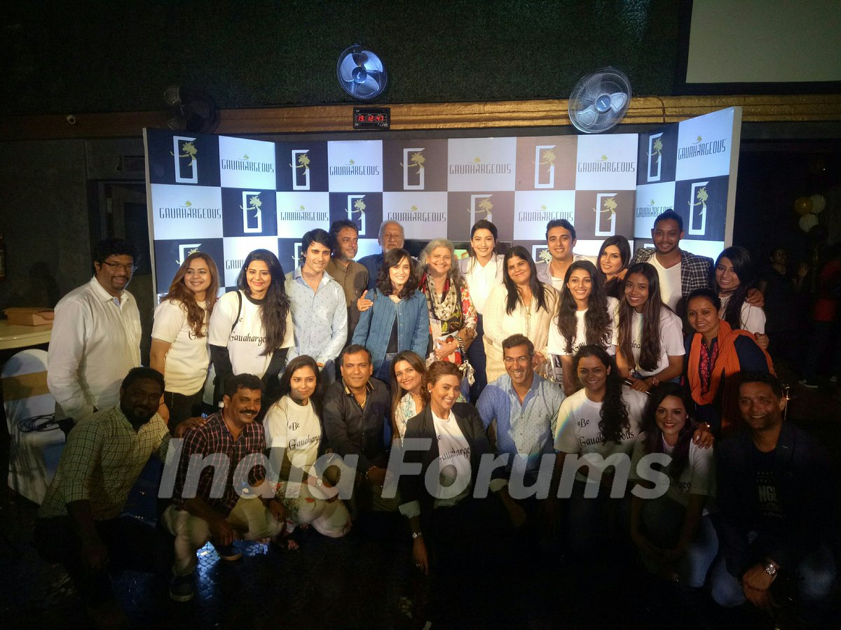 indiaforums's tweet photo. Team @GAUAHAR_KHAN at the launch of #Gauahargeous https://t.co/HWyMHtZP4h