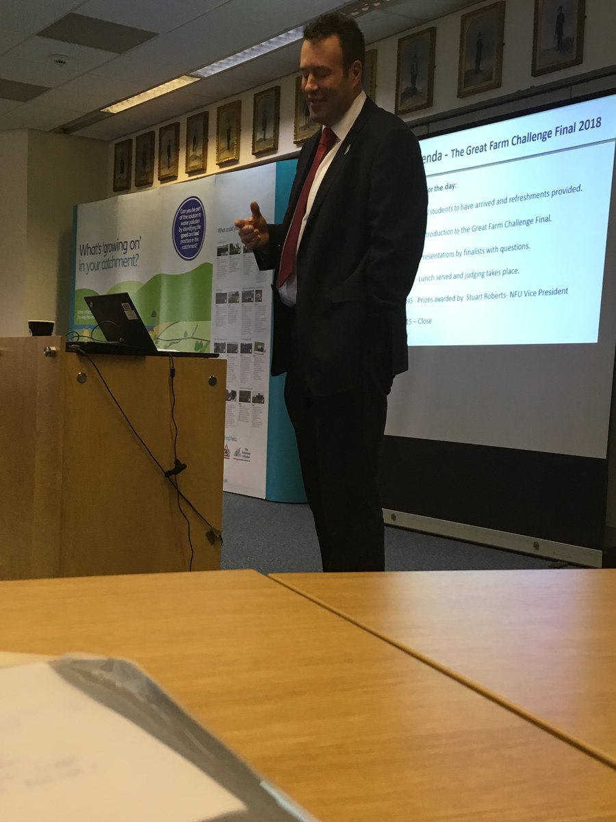 Stuart Roberts brilliantly inspires Ag students @greatfarmchallenge <a href="/NFUtweets/">National Farmers' Union</a> <a href="/NaturalEngland/">Natural England</a>