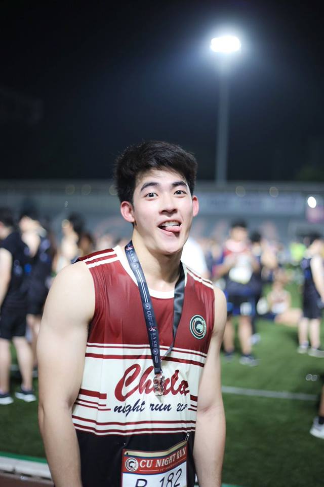 WeLoveYThai's tweet photo. น่ารัก สุขภาพดี ทีมฟ้าใหญ่ นี่ใหญ่จริง น่ารักด้วย
#Ourlastdaytheseries ( เร็ว ๆ นี้ )
#รักสุดใจนายแฟนเด็ก
#ทีมฟ้าใหญ่
#พี่มีแฟนเด็ก
#พี่อาร์คเมียเก็บ
#Debut #Debutth
#One31 #Linetv
#กรีนคุงนิ้วเบียด
@Greenkungz
#cuopen2018 #CuNightRun
#greenkungz #ChulaCuteBoy
cr. เจ้าของรูป https://t.co/UDl4DiUnJr