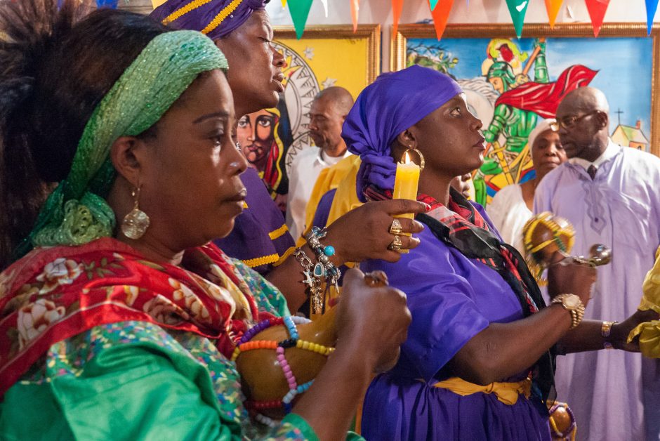 UF_CLAS's tweet photo. Today's Department of the Day for the #500fortheFuture challenge is Languages, Literatures, and Cultures! Visit https://t.co/lCYXEhJXA5 to give and read about Ben Hebblethwaite’s research on Haitian Creole and Vodou. https://t.co/lKIAYQP3p8 🐊 #FFFDOTD #GoGreater ⭐️ https://t.co/s49whkx4Rq