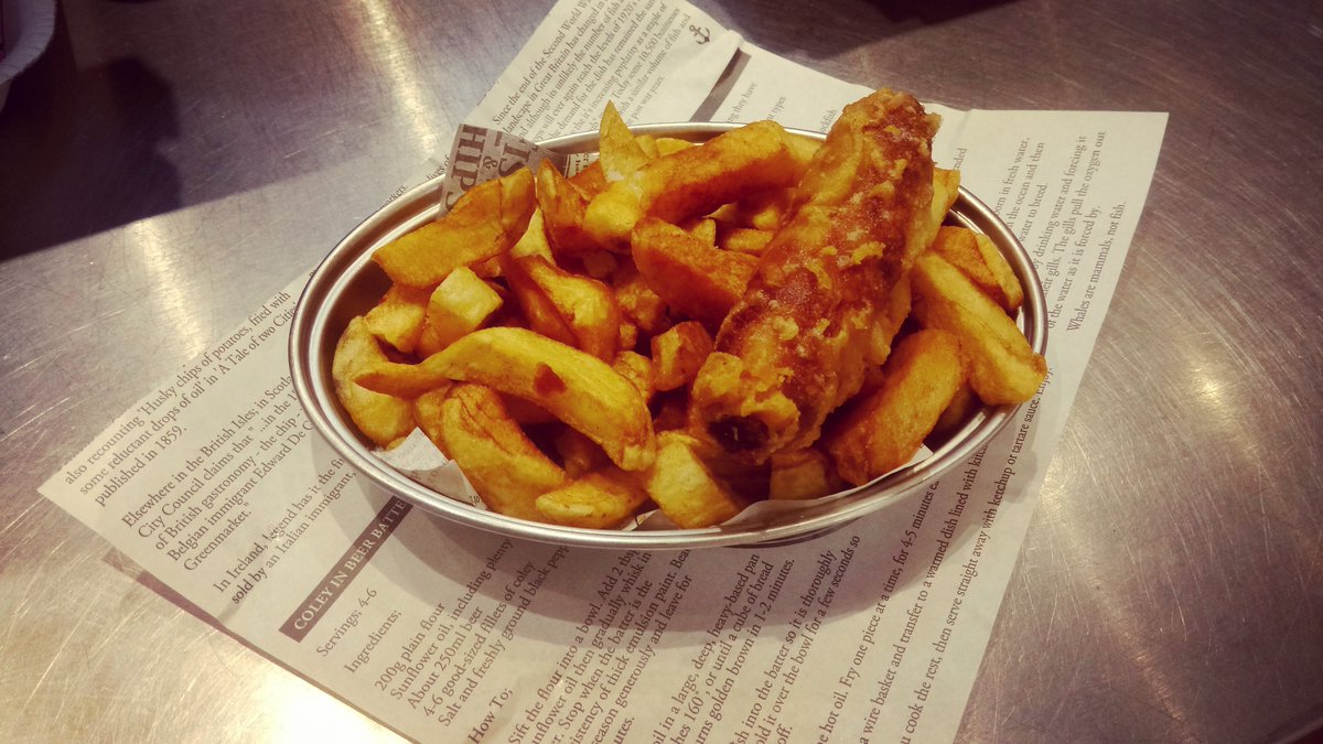 National butchers week!!! Come and enjoy one of our amazing Swannington farm to fork butchers sausages. On offer this week at £1.10
@farmtoforkandfish #nationalbutchersweek #wellsnextthesea #fishandchips #wednesdaywisdom #butchers #sausage #norfolk #lunchtime #dinnertime #rain