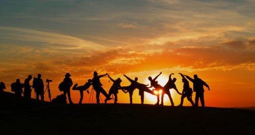 Shappy118's tweet photo. As organizations become places of shared community, workers are craving a sense of belonging and celebration of life events at work. They want to bring their whole, authentic selves to the workplace. More on the blog: https://t.co/ZNehmAyyg2 https://t.co/CD2n2NidnA https://t.co/qKlg0w4z6d