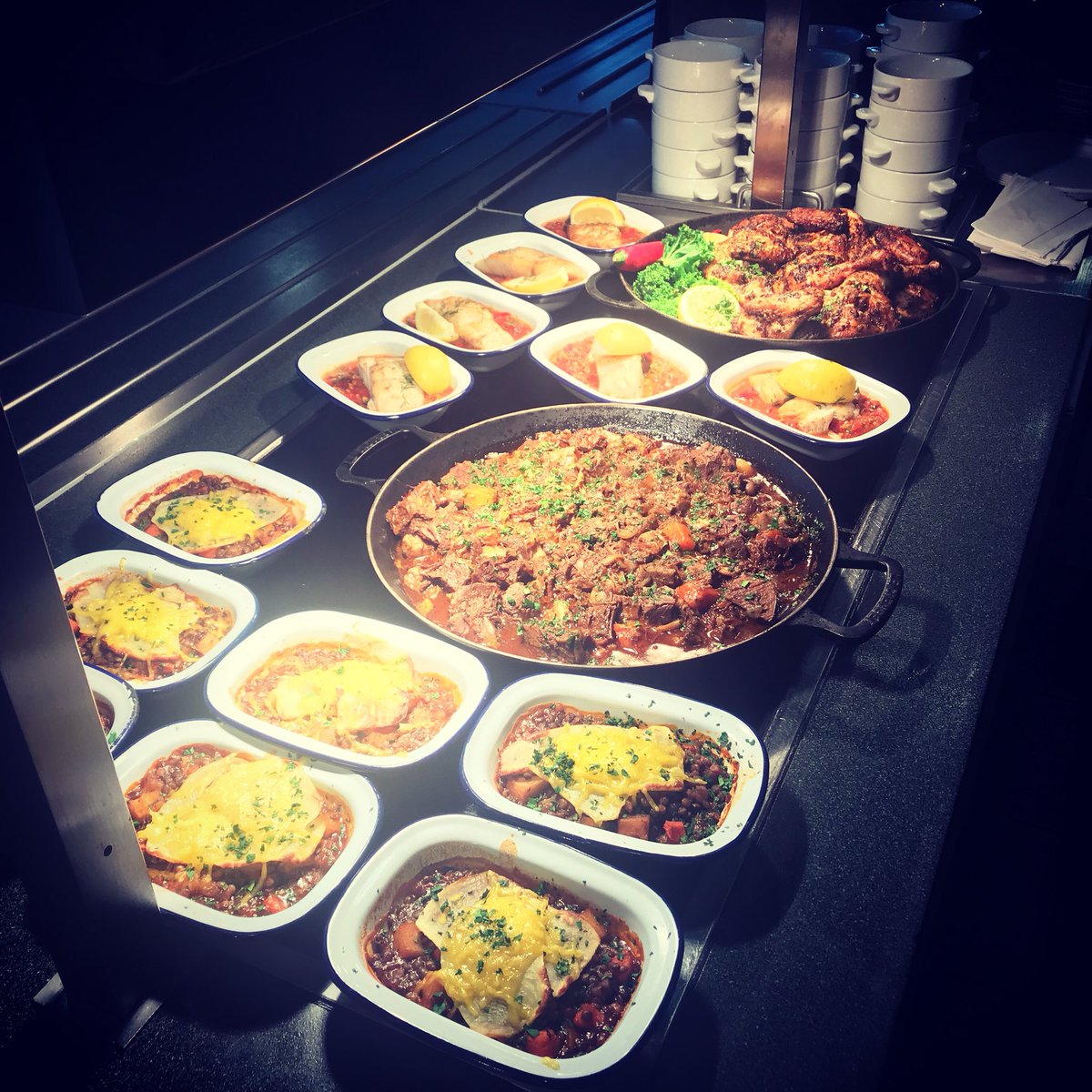 PavelFrage's tweet photo. Spring start at Kew, come and try our new seasonal menu. @chandco @AmpersandCaters @kewgardens https://t.co/xXsuvJ36nA