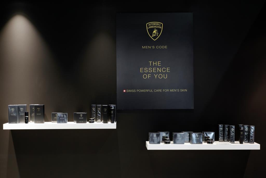 SwissPrestige's tweet photo. AUTOMOBILI LAMBORGHINI
MEN'S CODE - THE ESSENCE OF YOU

Visit us on Cosmoprof, we are waiting for you.

COSMOPROF WORLDWIDE - ologna Fiere - Italy
Hall 19 Booth E13
#Lamborghini #SwissPrestigeCosmetics #cosmoprof2018 #menscode #theessenceofyou https://t.co/js2T0QCYdW