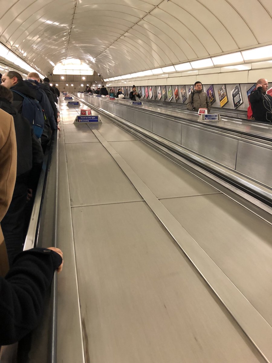 Kev_McLoughlin's tweet photo. Longest escalator on London Underground (Angel) leads to #ReflexTD18 today @ReflexAV #AVTweeps https://t.co/mvOyNBW6UI