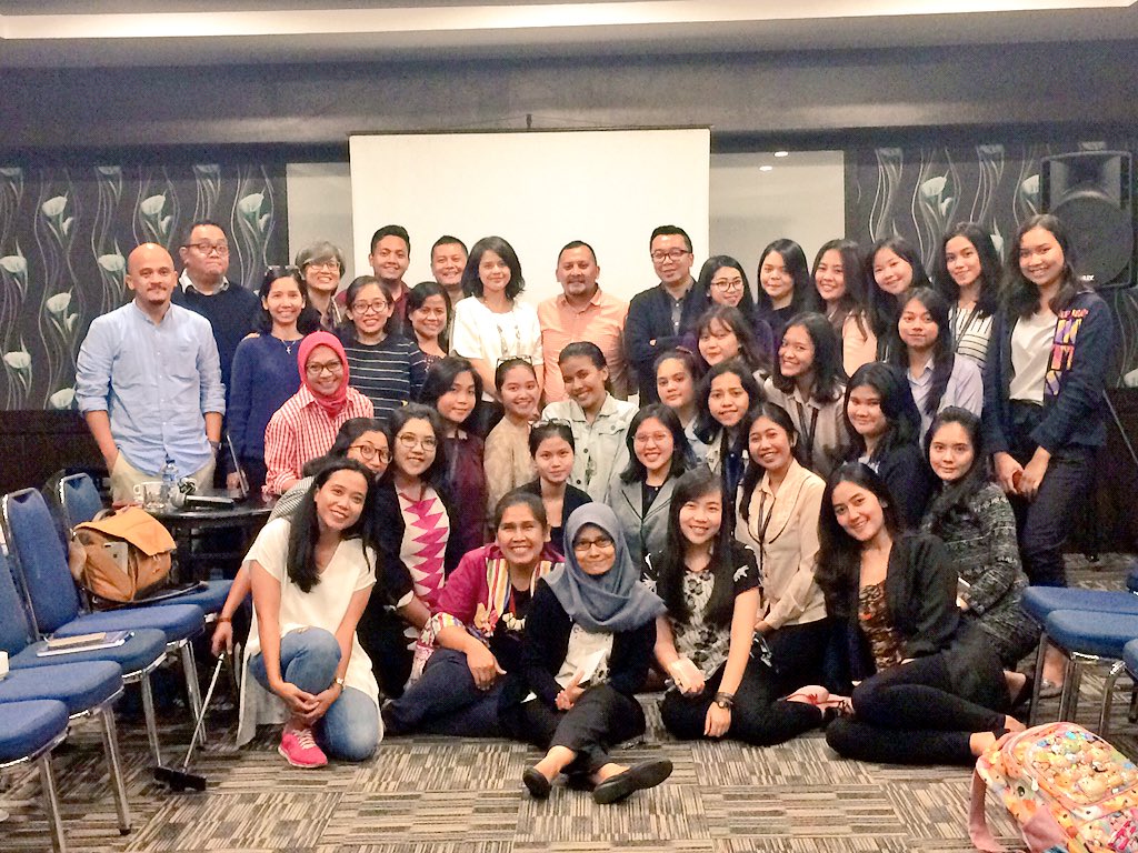 It's a wrap! Thank you Mas <a href="/indrayr/">Indra Yudhistira</a> untuk inspirasi dan ilmu yang dibagikan hari ini dan terima kasih semua yang telah hadir! See you on the next #ssidcomm