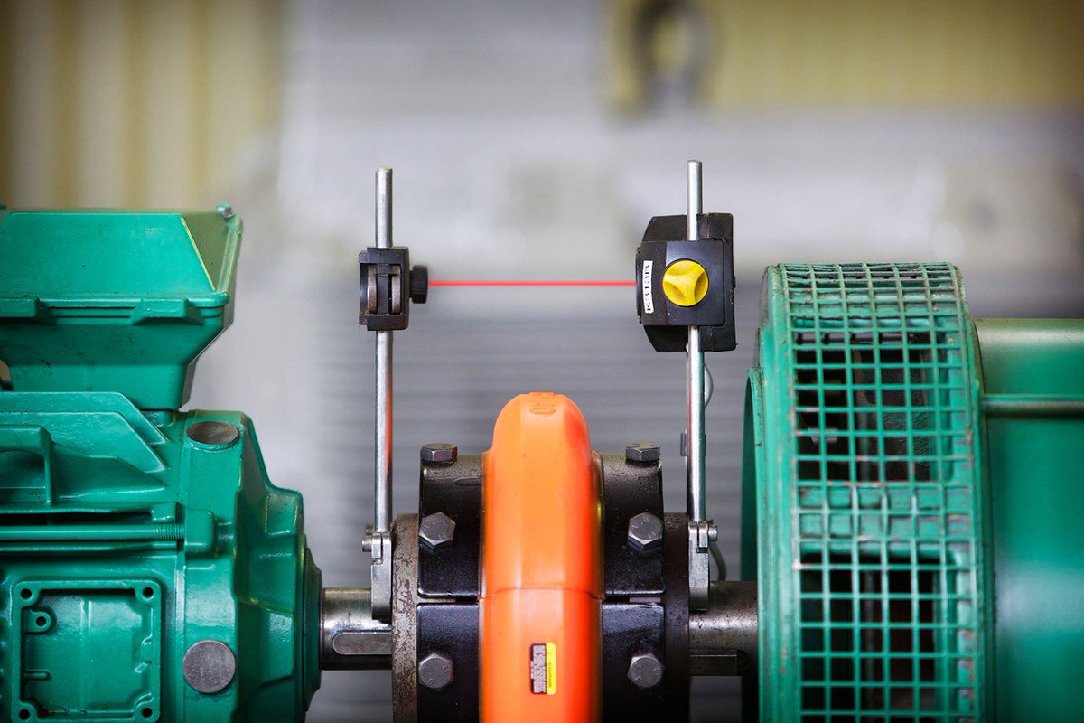 ELMAbv's tweet photo. Schakel #ElmaServices in voor een professionele #uitlijning van uw #machine of opstelling. Onze engineers hebben ruime ervaring in het uitvoeren van professionele uitlijningen van assen, pompen, koppelingen of elektromotoren. https://t.co/9uLRHf3tsB https://t.co/co9k0R95mI