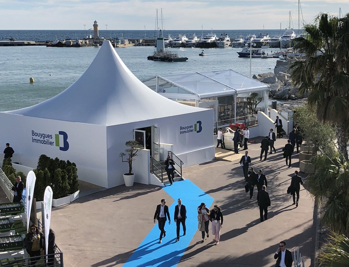 ubiant's tweet photo. La solution connectée et intelligente #Flexom powered by @ubiant est présente au #mipim2018 sur le stand @Bouygues_Immo (C10) #IA #ArtificialIntelligence #smartbuilding @R2S https://t.co/ci7QU5okX9