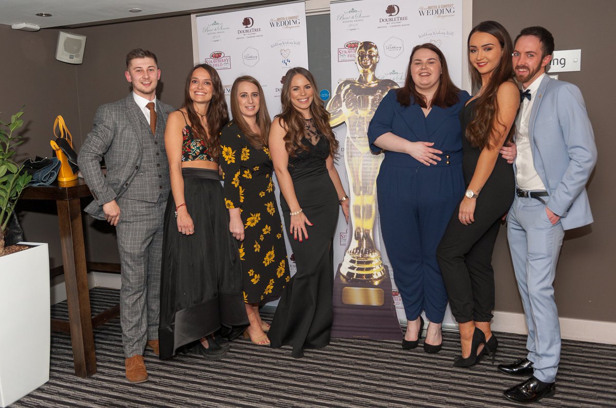 CadburyHouse's tweet photo. A throwback to a few weeks ago at @bandswedawards where we won Highly Commended in Best Venue category and Best Co-ordinator (Alice Grant).
💍🥂 #Bristolweddingvenue #countrywedding #southwestwedding https://t.co/gINiniorwt