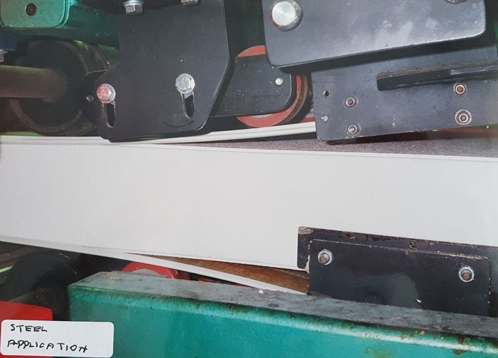 HPT_Panels's tweet photo. #TBT when the insulation of choice was Polystyrene. This picture shows the poly slab being sandwiched between the two steel sheets with preformed joints. These days #WeArePIR and you can see what insulated panels we make here: https://t.co/1Rk71DWWBC https://t.co/1ITAtJJ2AF