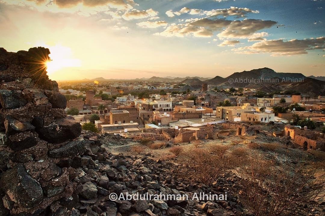 WeatherOmanya's tweet photo. غروب في #المضيرب بولاية #القابل 
sunset in #almudhairib of the Wilayat of #alqabil
تصوي�� عبدالرحمن الهنائي #الخيمة_العمانية https://t.co/KnZJffdkYv