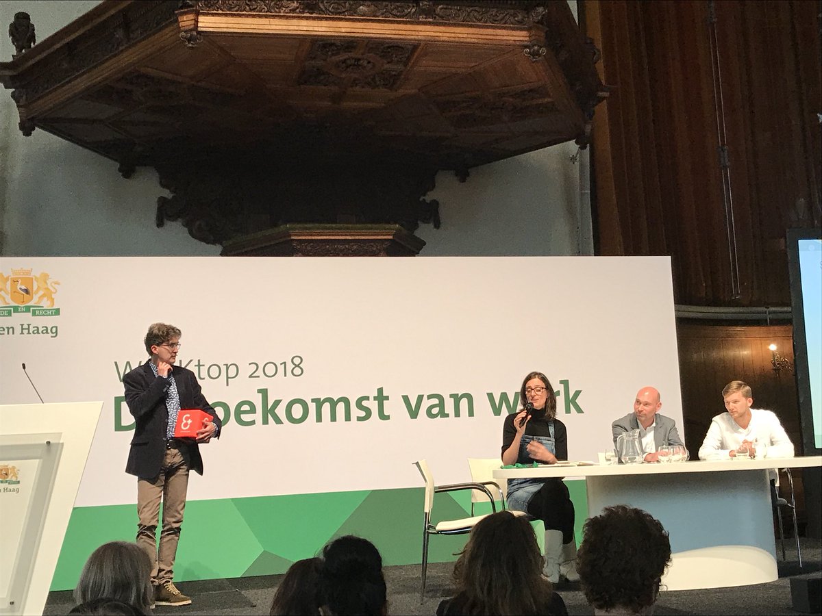 socialclubDH's tweet photo. WERKtop 2018. Social Club draagt bij aan panel discussie tijdens werksessie Sociaal Ondernemen: Trend of Toekomst? . #stelling #sociaalondernemen https://t.co/gSjibNUZpe