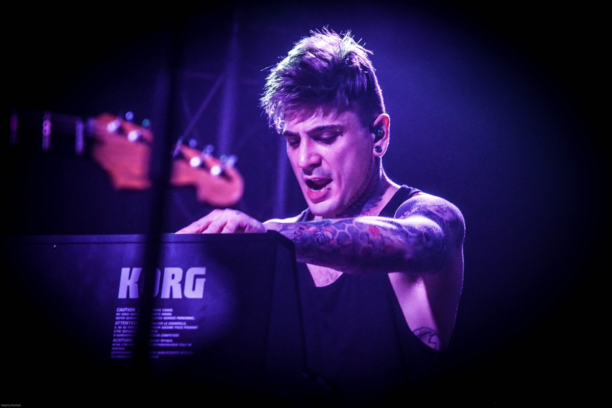 TheKolors tweet picture