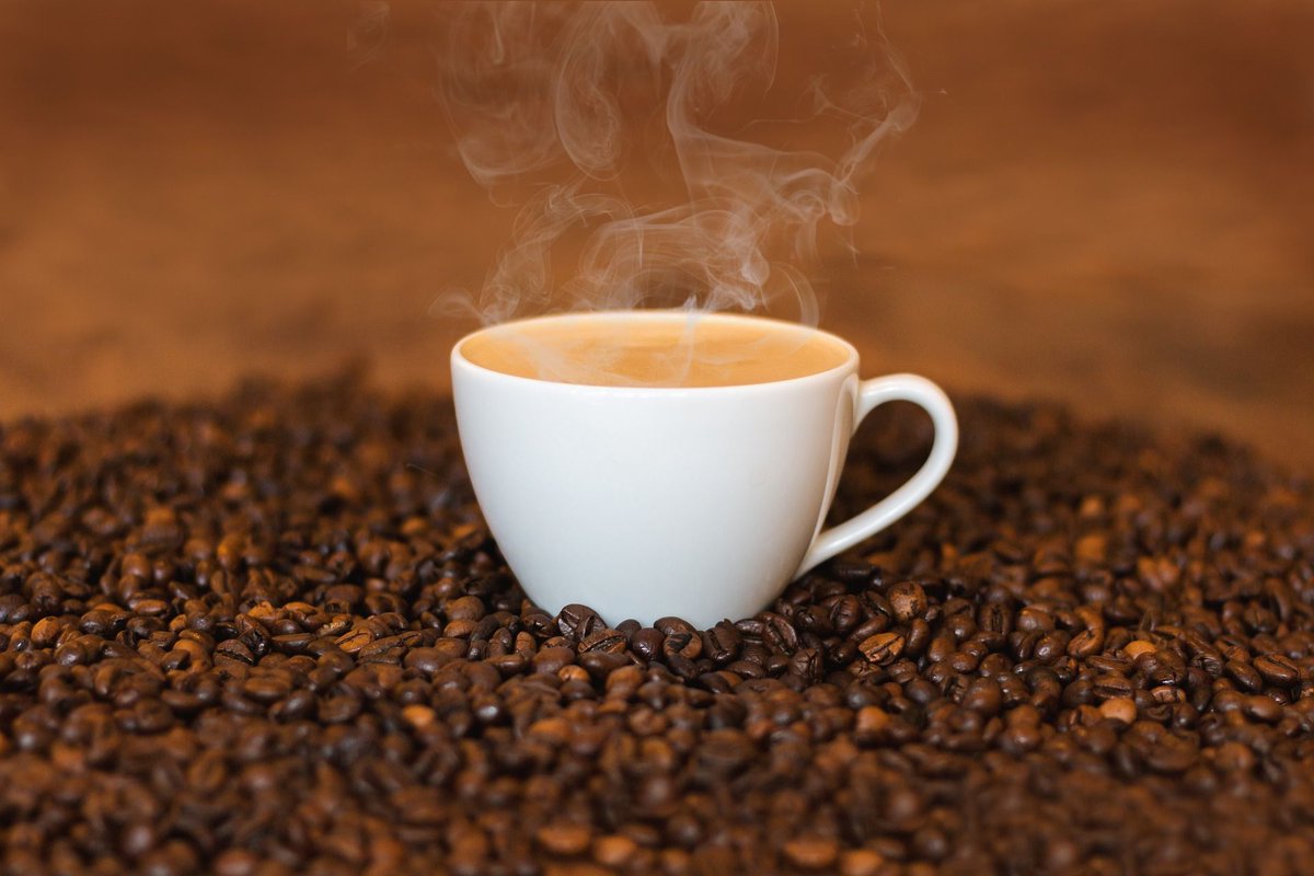 IndustryARC's tweet photo. Europe’s #HotBeverage Industry Expects Retro Cafe Culture to Retain Its Popularity Well Into the Future https://t.co/jih0qhO0wO https://t.co/9wKurrkcfr