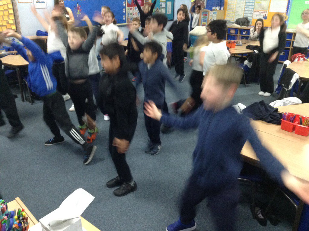 GLPrimary's tweet image. Y3C have been getting some exercise in the classroom today. #active body #activebrain