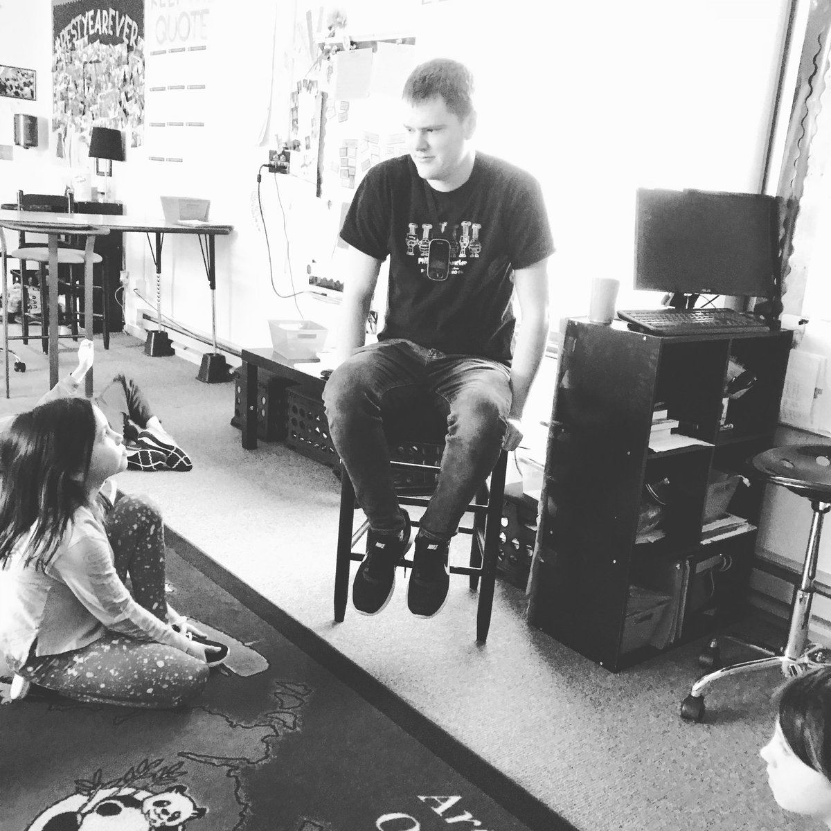 Playing the hot seat! do you play hot seat in class? By Mya