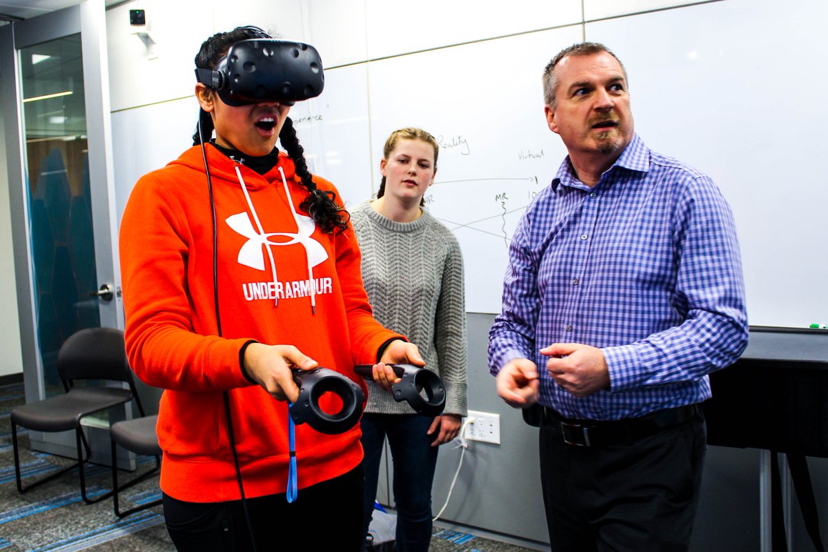 healthtechdist's tweet photo. Education aids prevention. Partnering with @scienceworldca, we have invited kids, teens &amp; young students from the Lower Mainland for a fun and interactive day around brain health at @healthtechdist 📚👫 #BrainAwarenessWeek #brainhealth #neuroscience #STEM https://t.co/tCVVesFbsz https://t.co/YDaQm6MJ7i