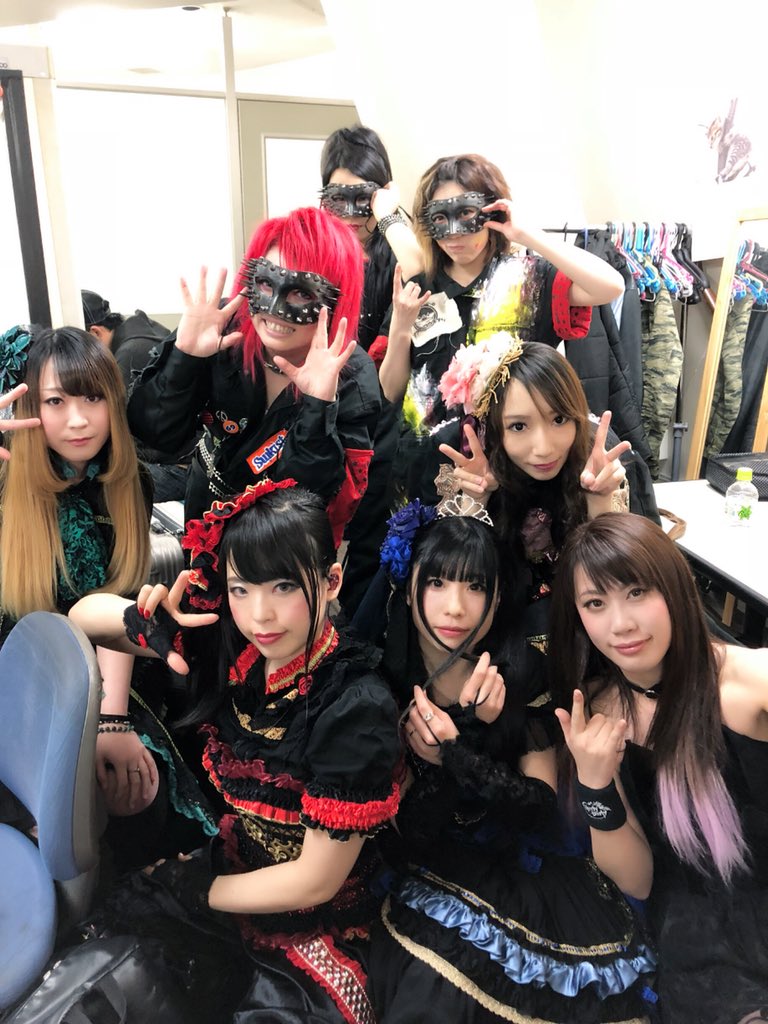 تويتر Fullmoon Official على تويتر 最近ご一緒する機会が多い爆弾幸気圧さんと ボーカルのmiyukiさんが残念ながら居ませんでした T T 4月21日の主催ライブもどうぞ宜しくお願いします O O T Co X9yhkthndd