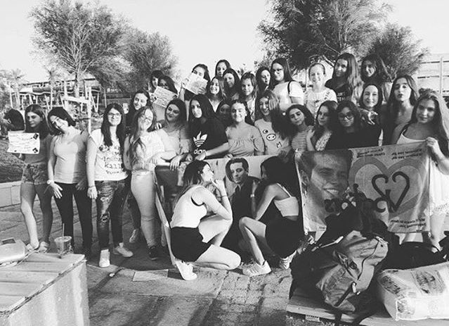 kathrin86242764's tweet photo. "Artist don't need criticism,artist need love"
And we are here to remind you how special you are.@VangelhsK 🖤
#FavGreekArtistVangelisKakouriotis #KCA https://t.co/qftaUP9FzU